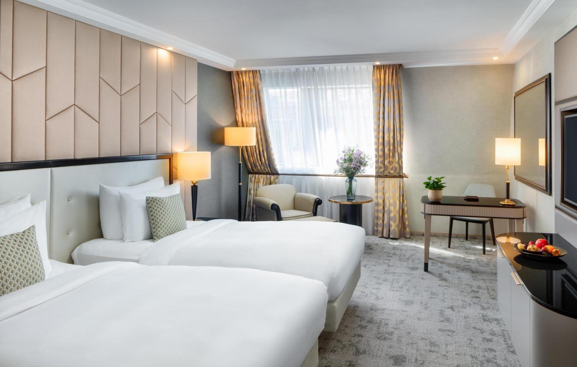 Kempinski Hotel Corvinus Budapest Exterior photo