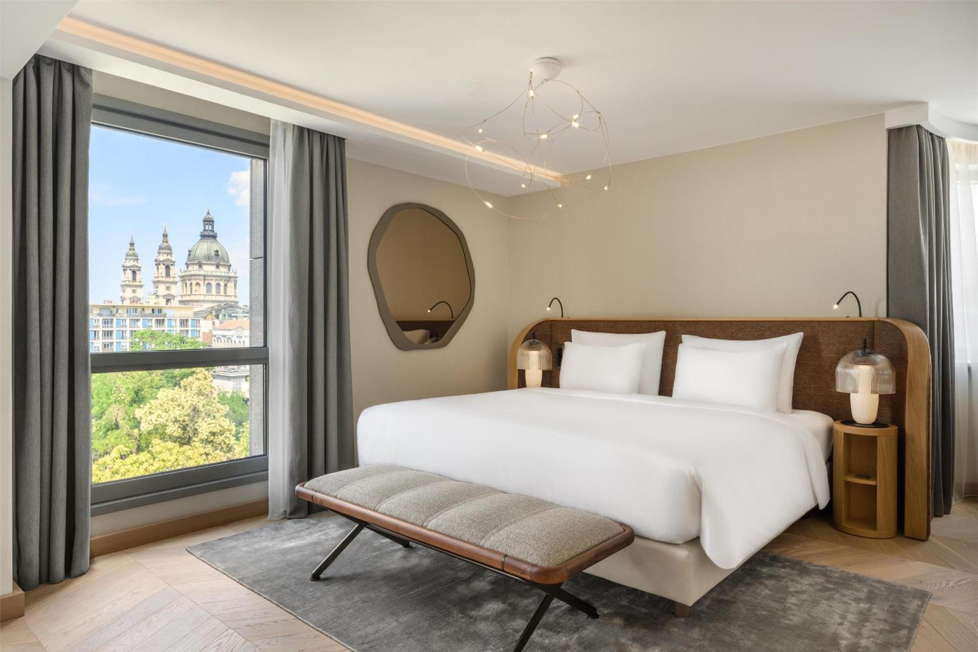 Kempinski Hotel Corvinus Budapest Exterior photo